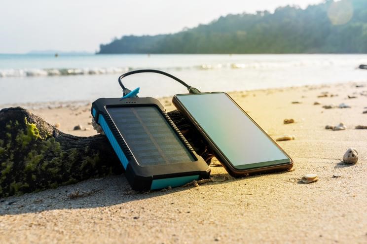 Solar-powered Gadget